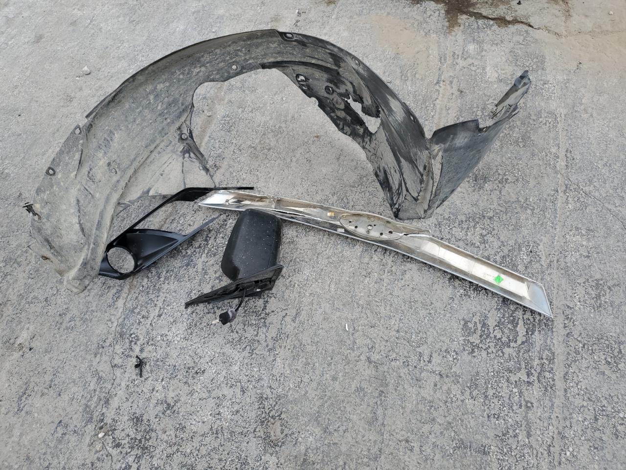 2012 Ford Fusion S VIN: 3FAHP0GA6CR444748 Lot: 70213075