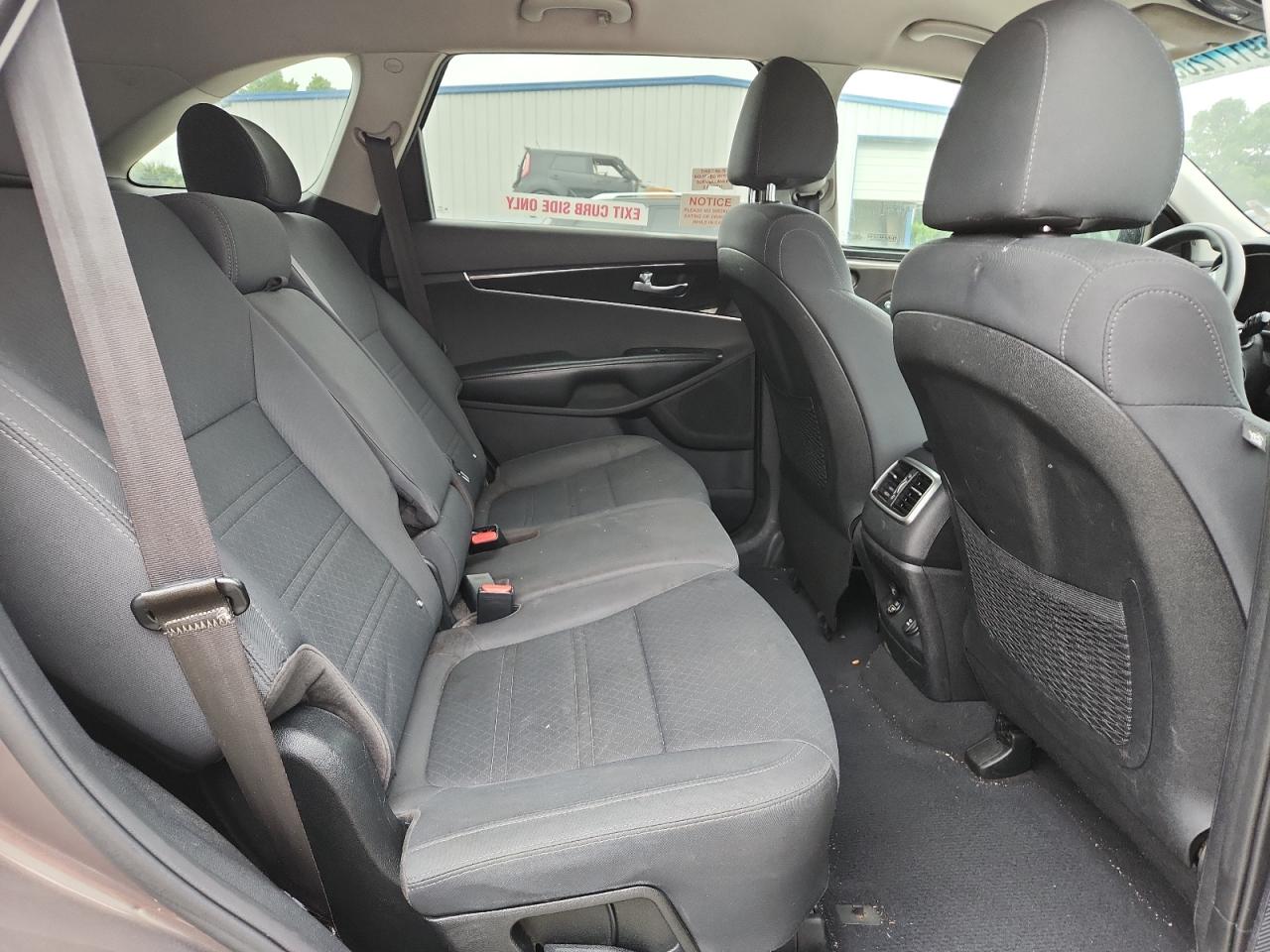 2020 Kia Sorento S VIN: 5XYPG4A55LG615444 Lot: 69177205
