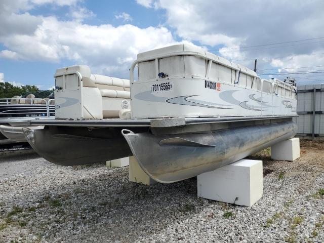 2006 BENTLEY                     BOAT