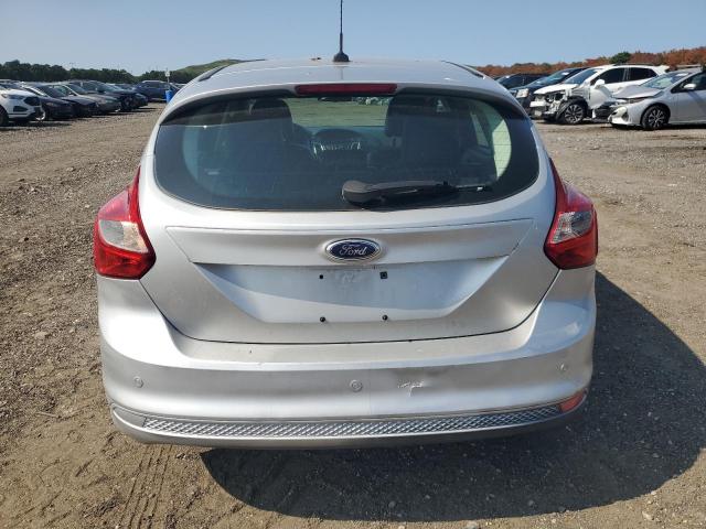  FORD FOCUS 2014 Silver