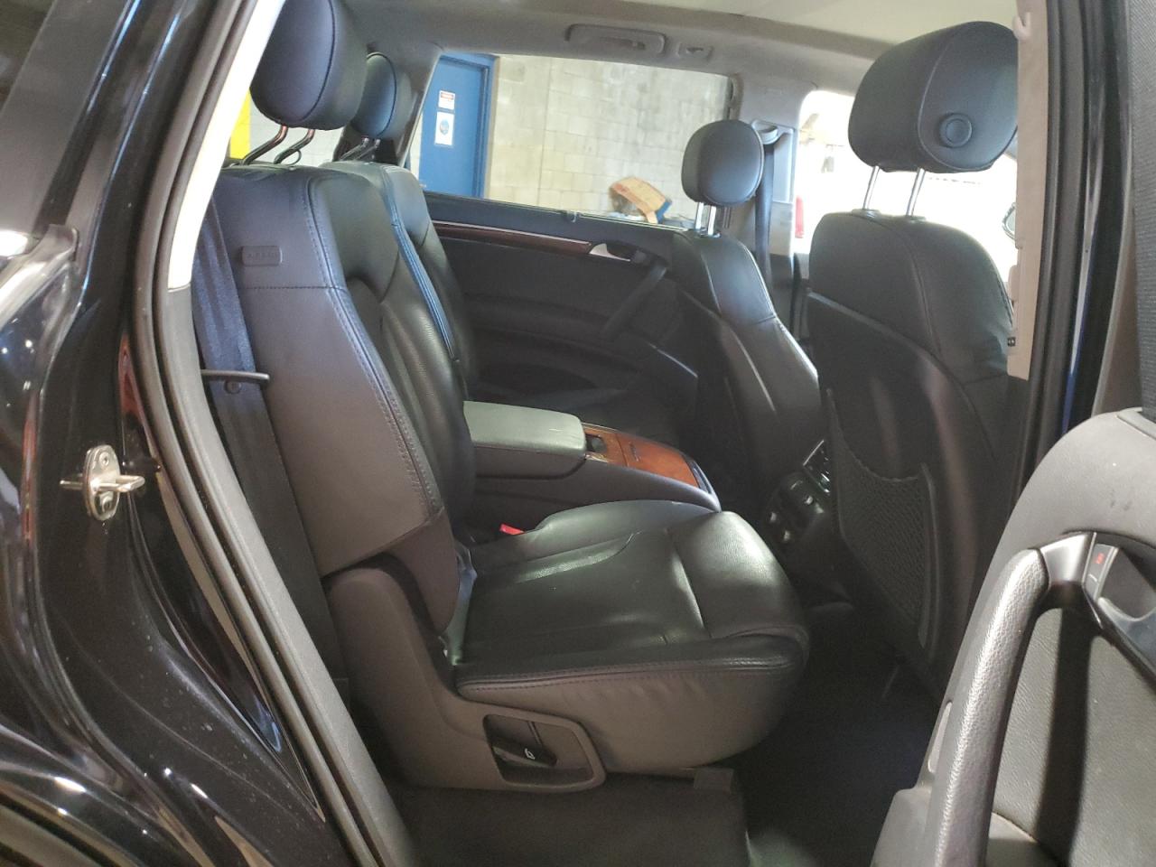 2010 Audi Q7 Prestige VIN: WA1DVBFE5AD005586 Lot: 69930485