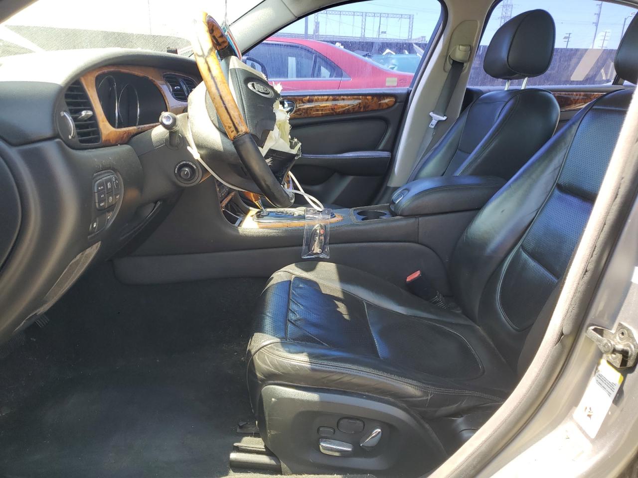 2008 Jaguar Xj8 L VIN: SAJWA79B08SH25316 Lot: 68060665