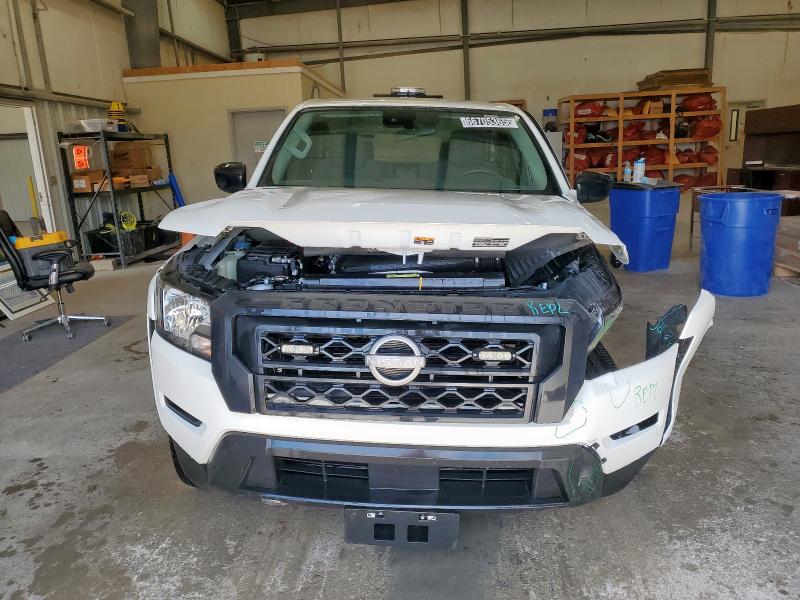  NISSAN FRONTIER 2024 Biały