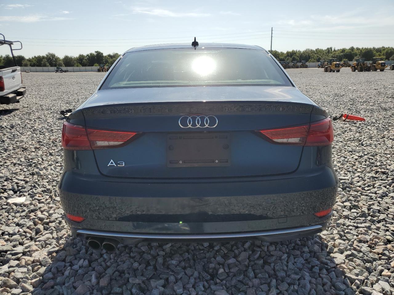 2018 Audi A3 Premium VIN: WAUAUGFF4J1085771 Lot: 67750835