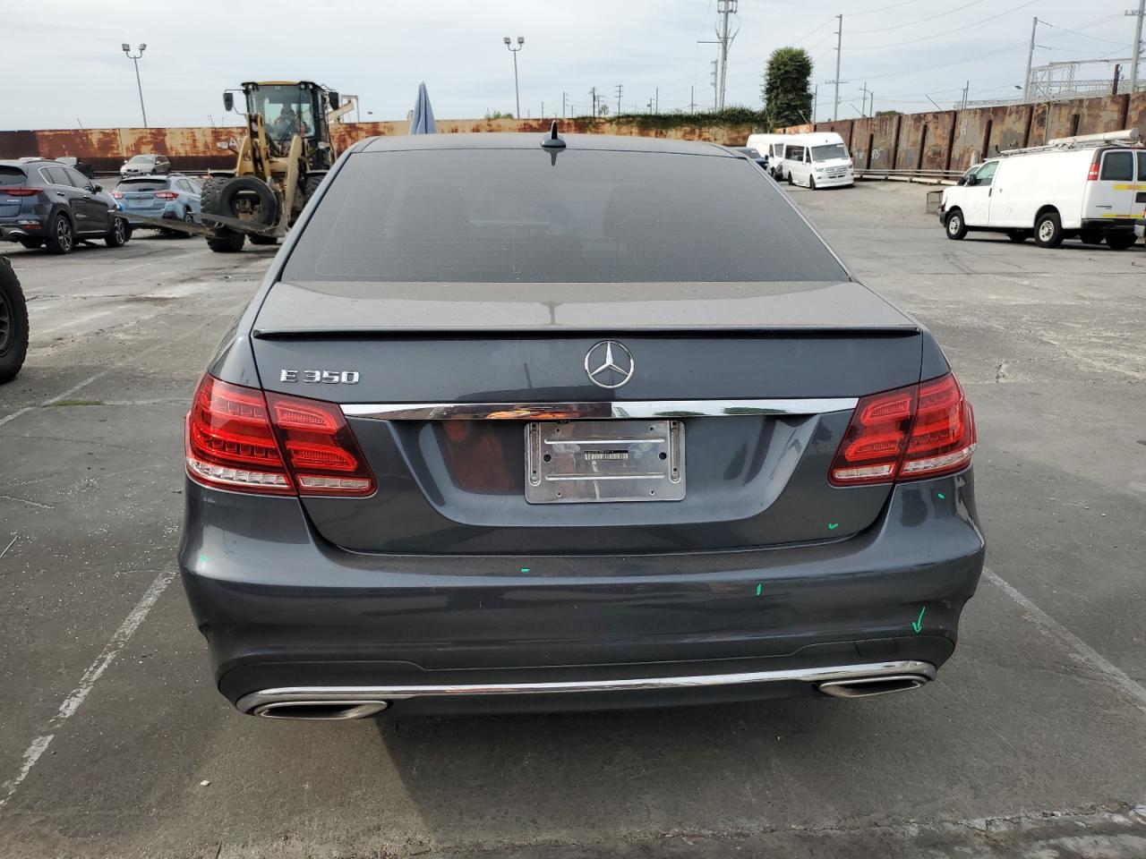 2014 Mercedes-Benz E 350 VIN: WDDHF5KB3EB042015 Lot: 70915255