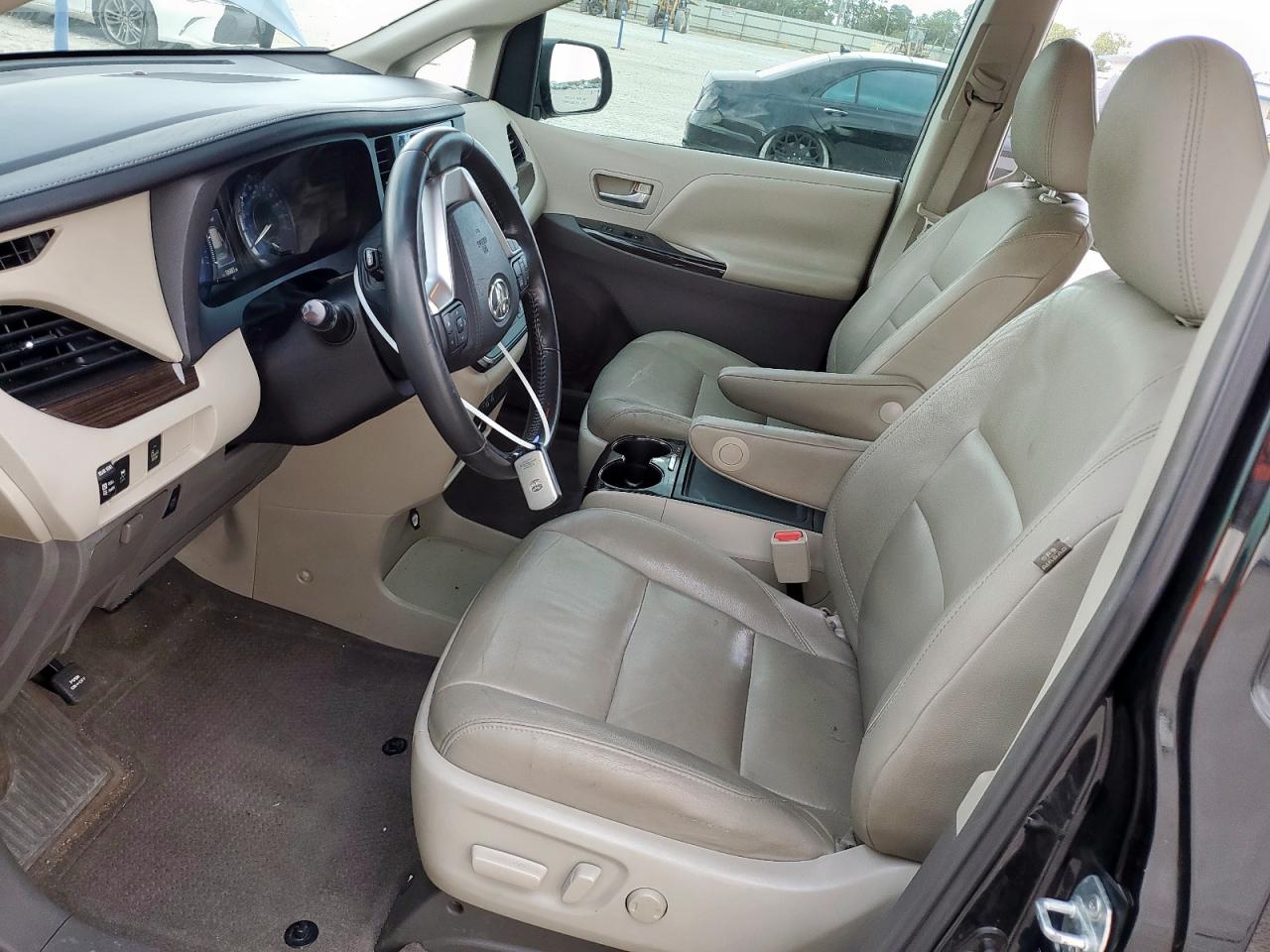 2015 Toyota Sienna Xle VIN: 5TDYK3DC1FS549649 Lot: 70762555