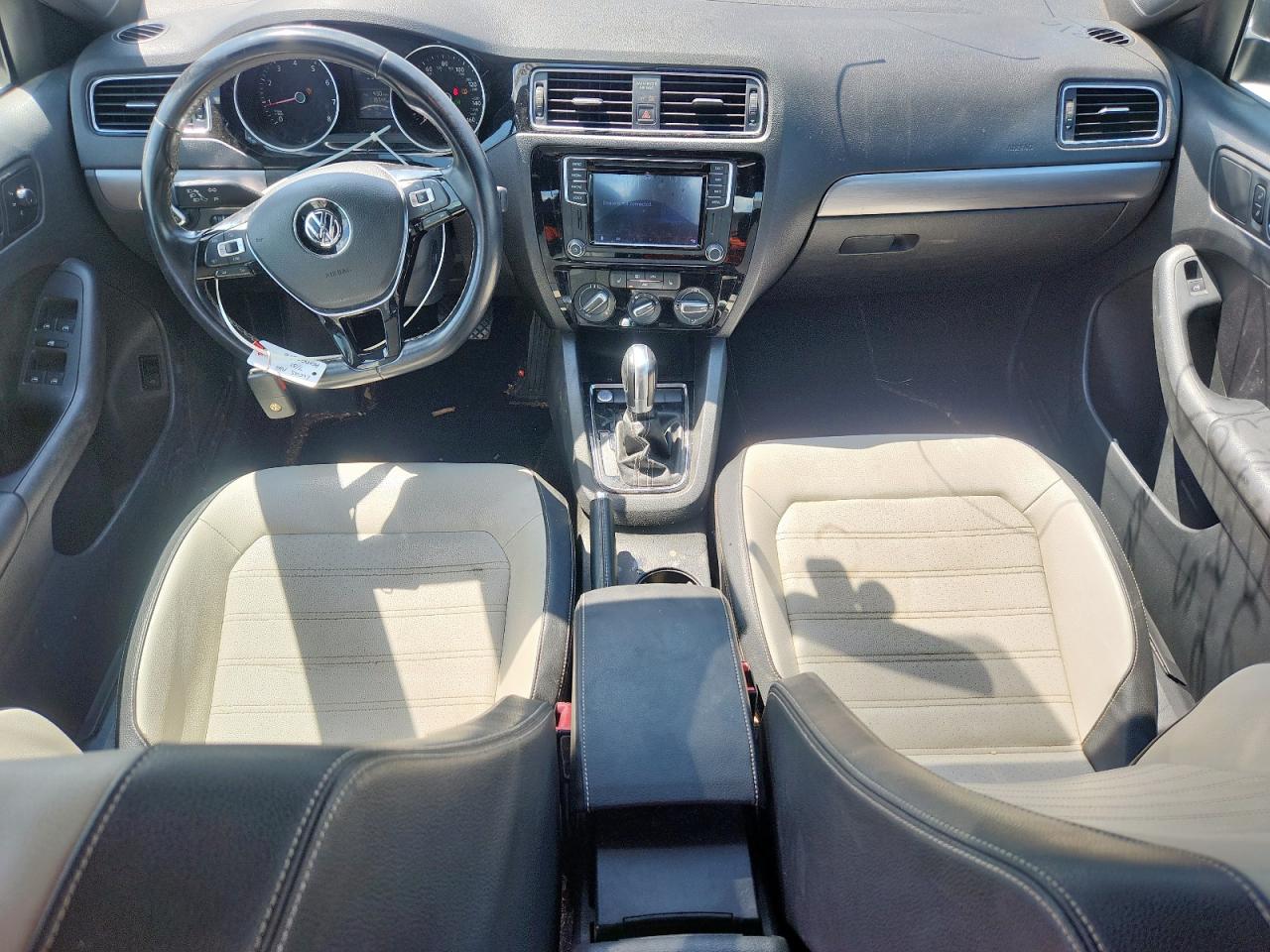 2016 Volkswagen Jetta Sport VIN: 3VWD17AJ0GM228132 Lot: 69685975