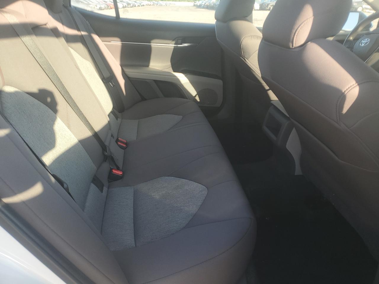 4T1C11AK3LU875176 2020 Toyota Camry Le