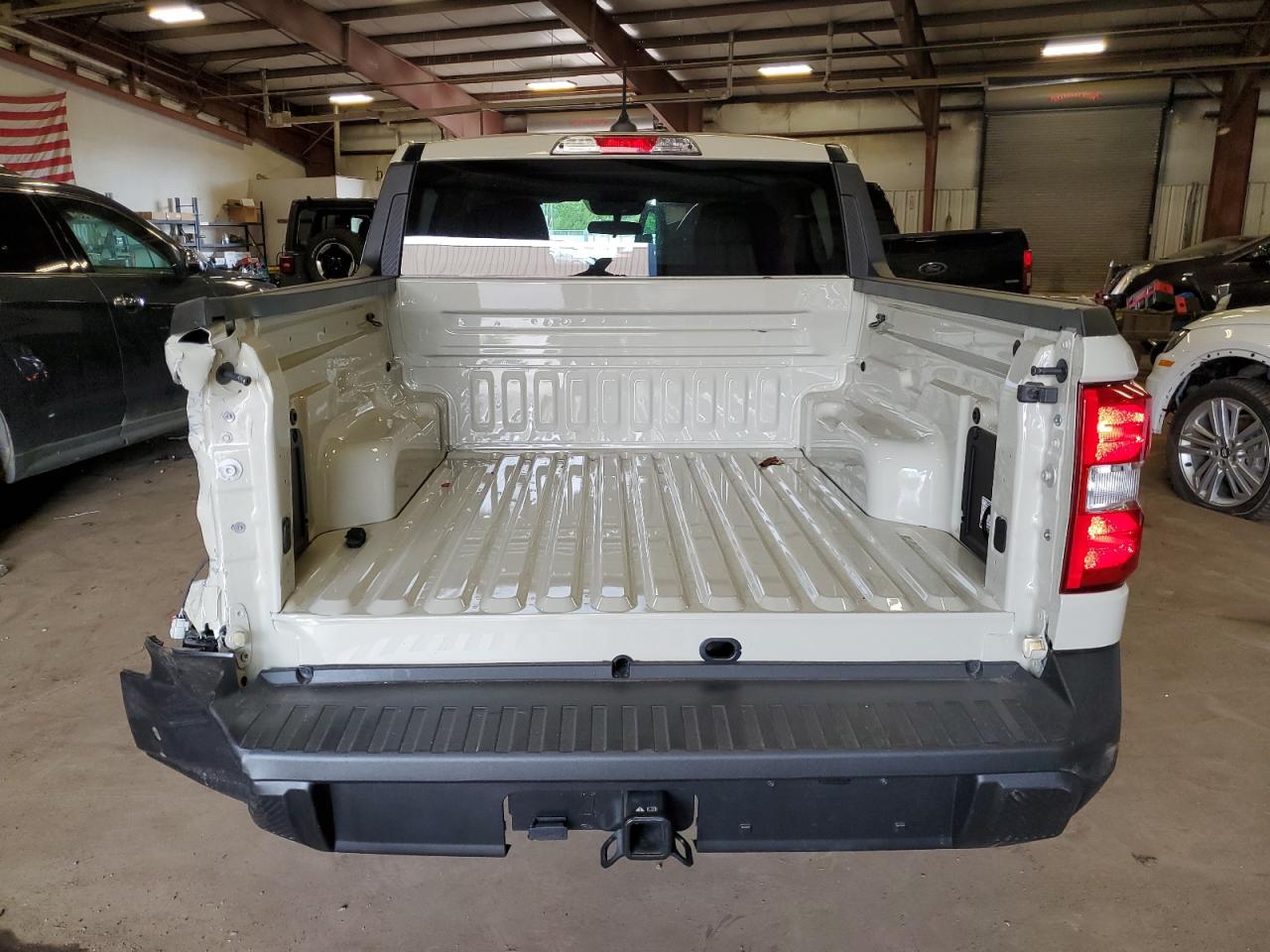 2025 Ford Maverick Xl VIN: 3FTTW8A38SRA45595 Lot: 70298245