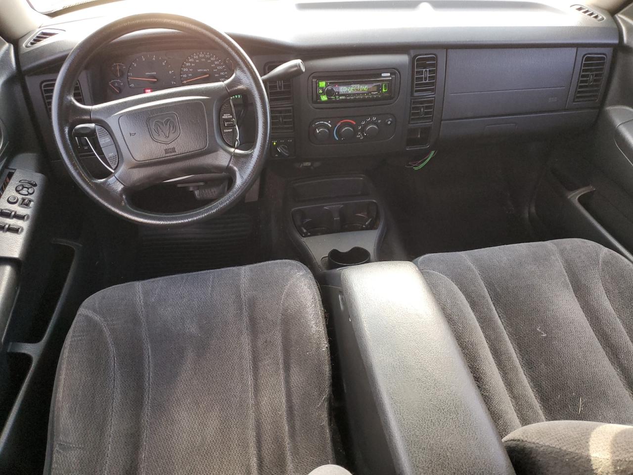 2003 Dodge Dakota Quad Slt VIN: 1D7HG48NX3S345590 Lot: 70002875