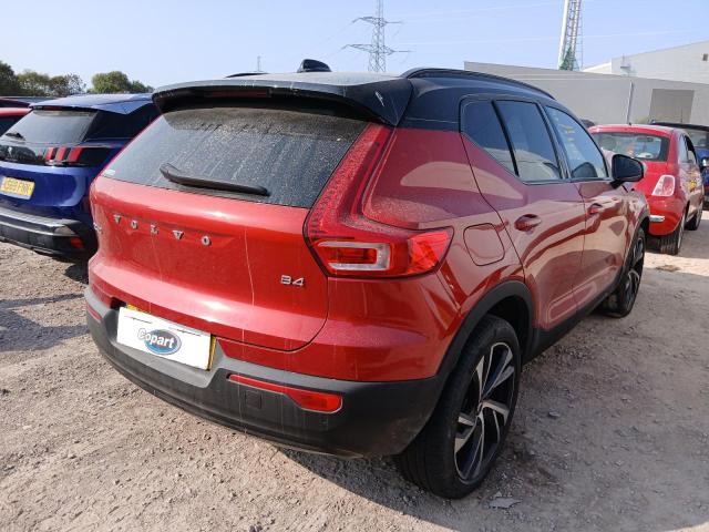 2021 VOLVO XC40 2.0 B4P R DESIGN PRO 5DR AUTO