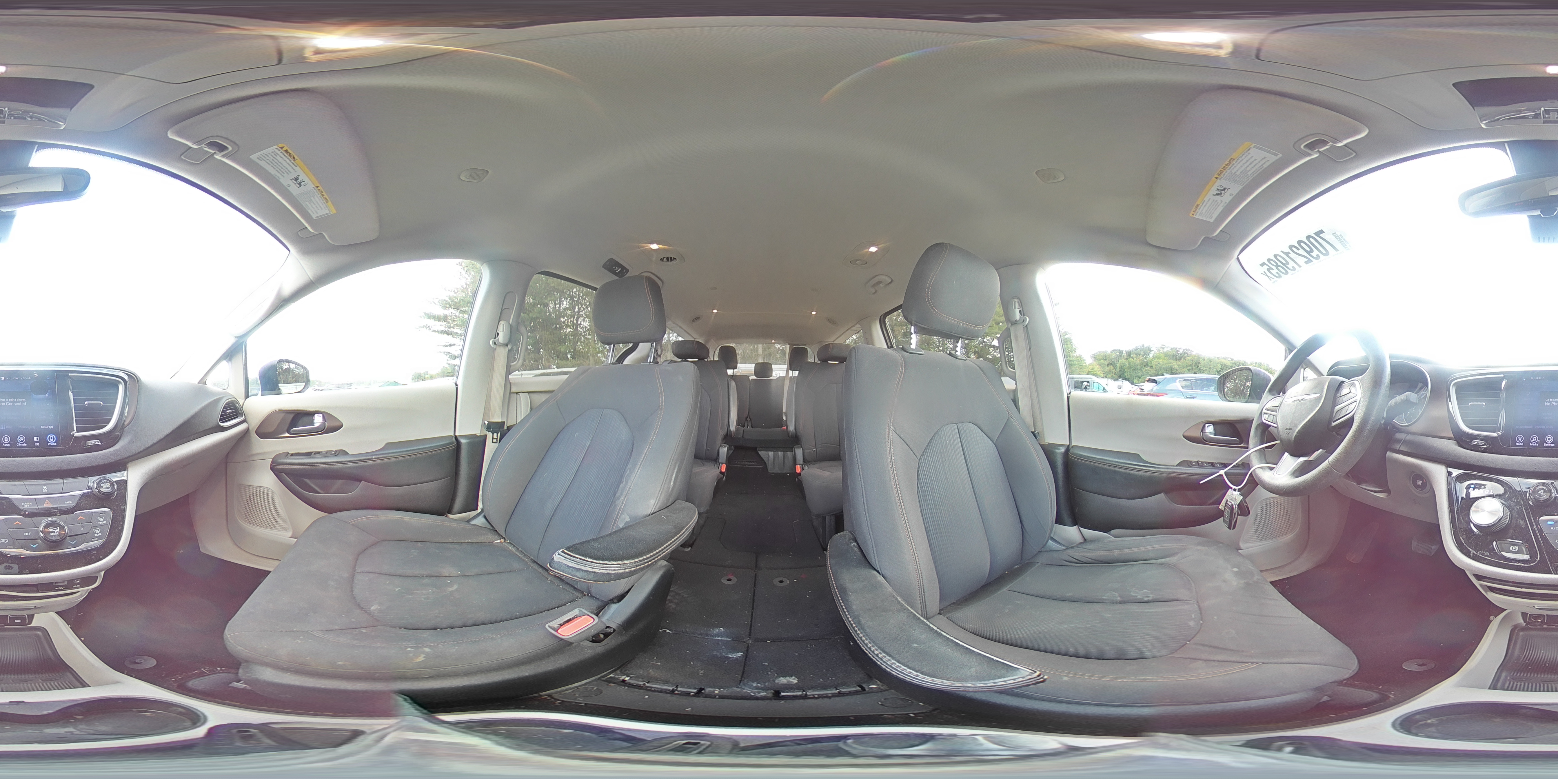 2017 Chrysler Pacifica Touring VIN: 2C4RC1DG6HR550784 Lot: 70921985