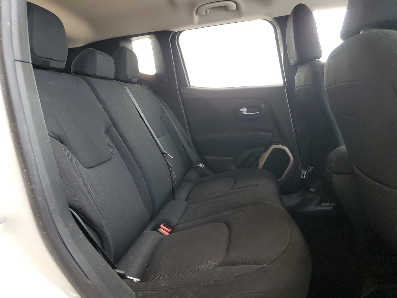 2017 Jeep Renegade Latitude VIN: ZACCJABB5HPF83508 Lot: 70333805