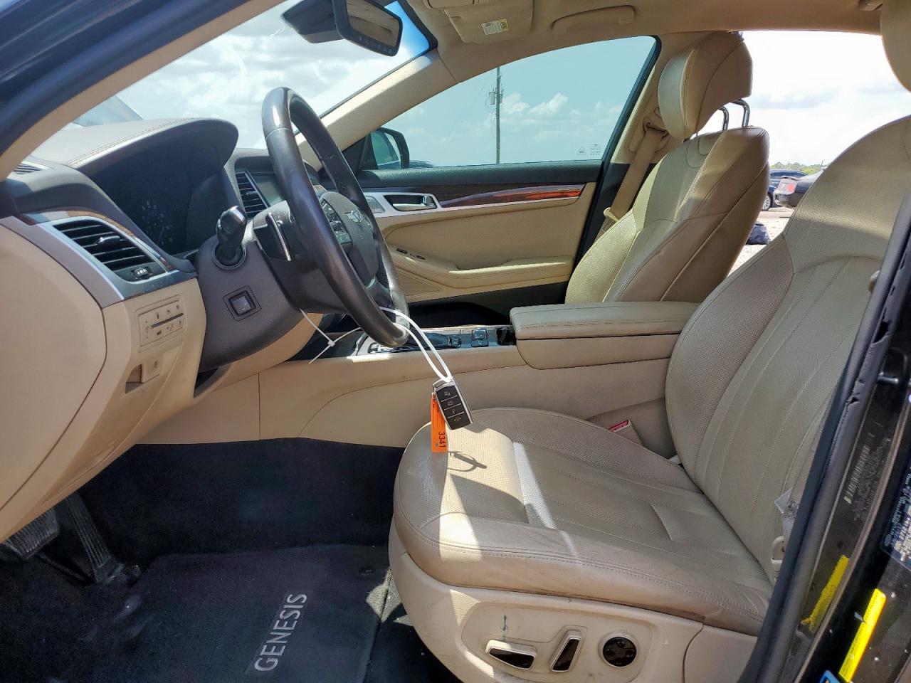 2018 Genesis G80 Base VIN: KMHGN4JE8JU246902 Lot: 69056455