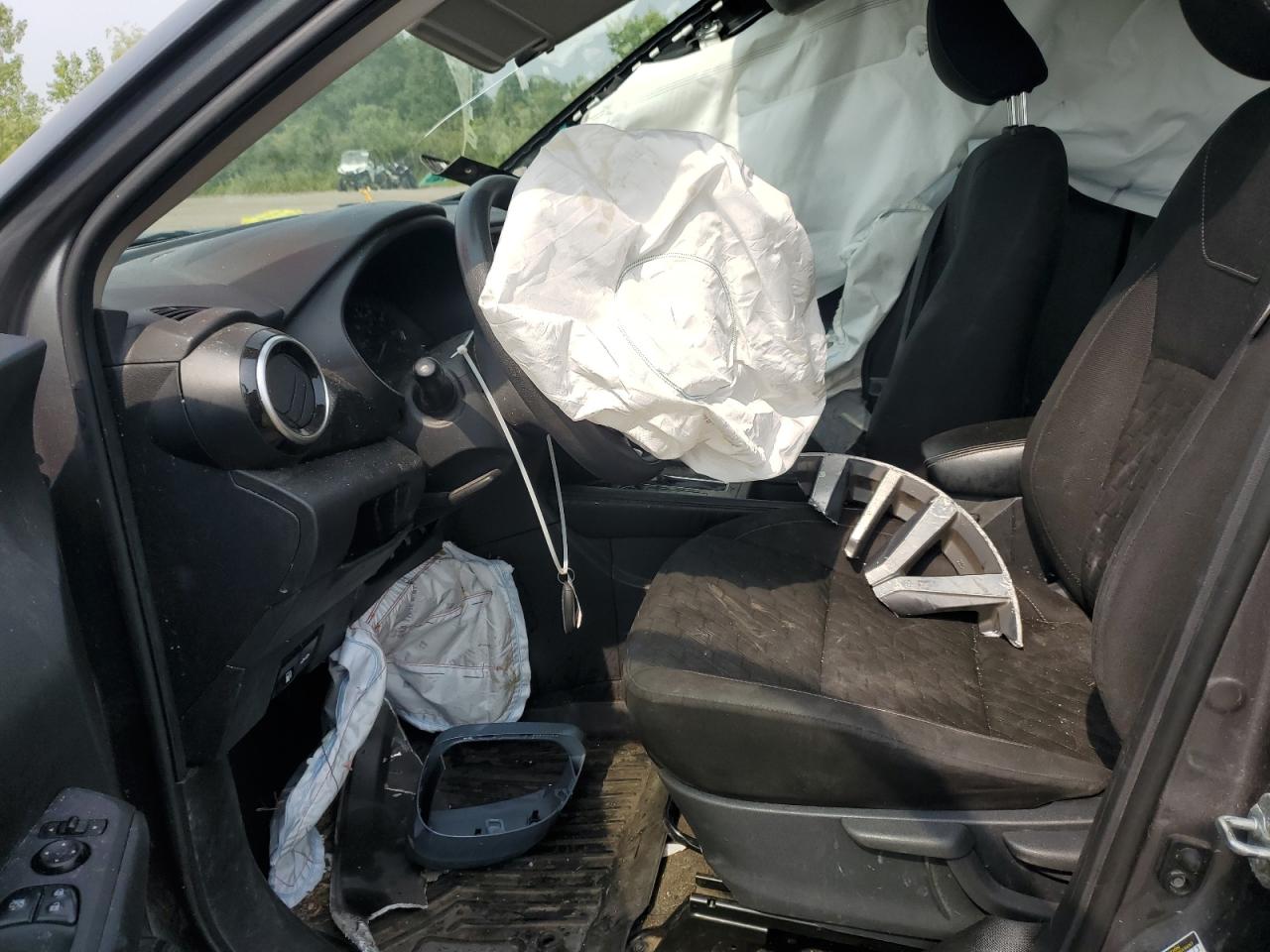 3N1CP5CV1ML527585 2021 Nissan Kicks Sv