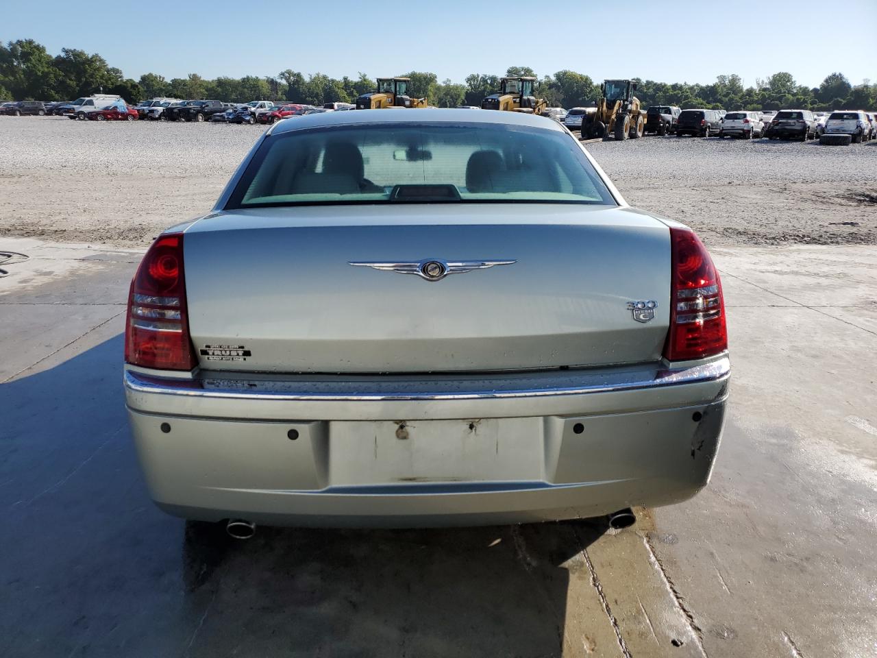2006 Chrysler 300C VIN: 2C3KA63H36H245877 Lot: 70354805