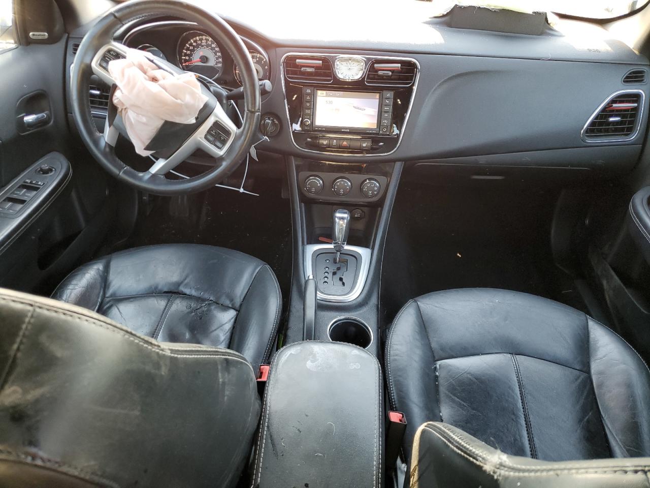 2013 Chrysler 200 Limited VIN: 1C3CCBCG2DN574251 Lot: 68045535