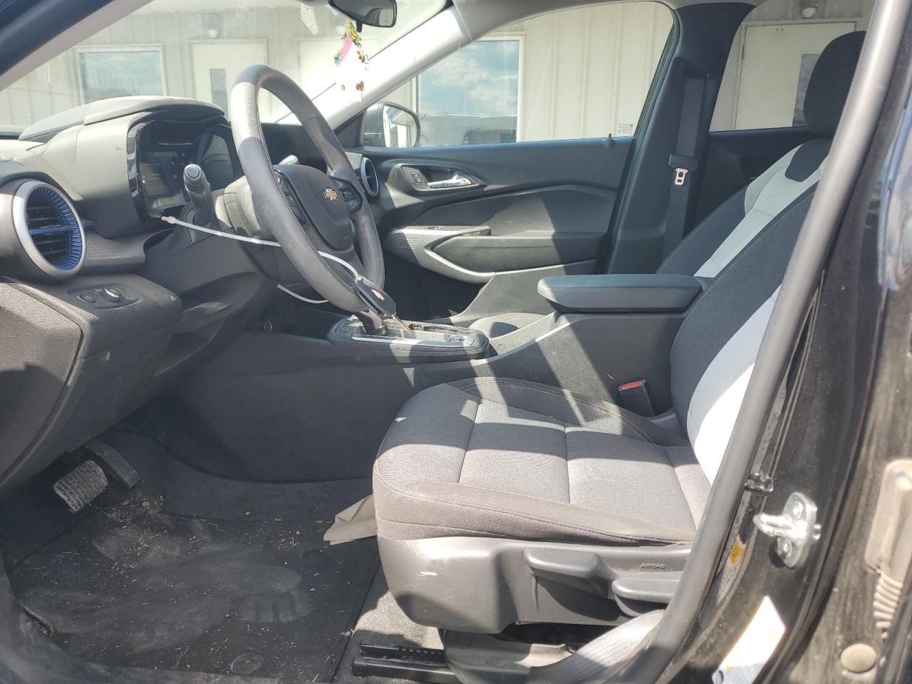 2024 Chevrolet Trax Ls VIN: KL77LFE22RC025980 Lot: 70894755