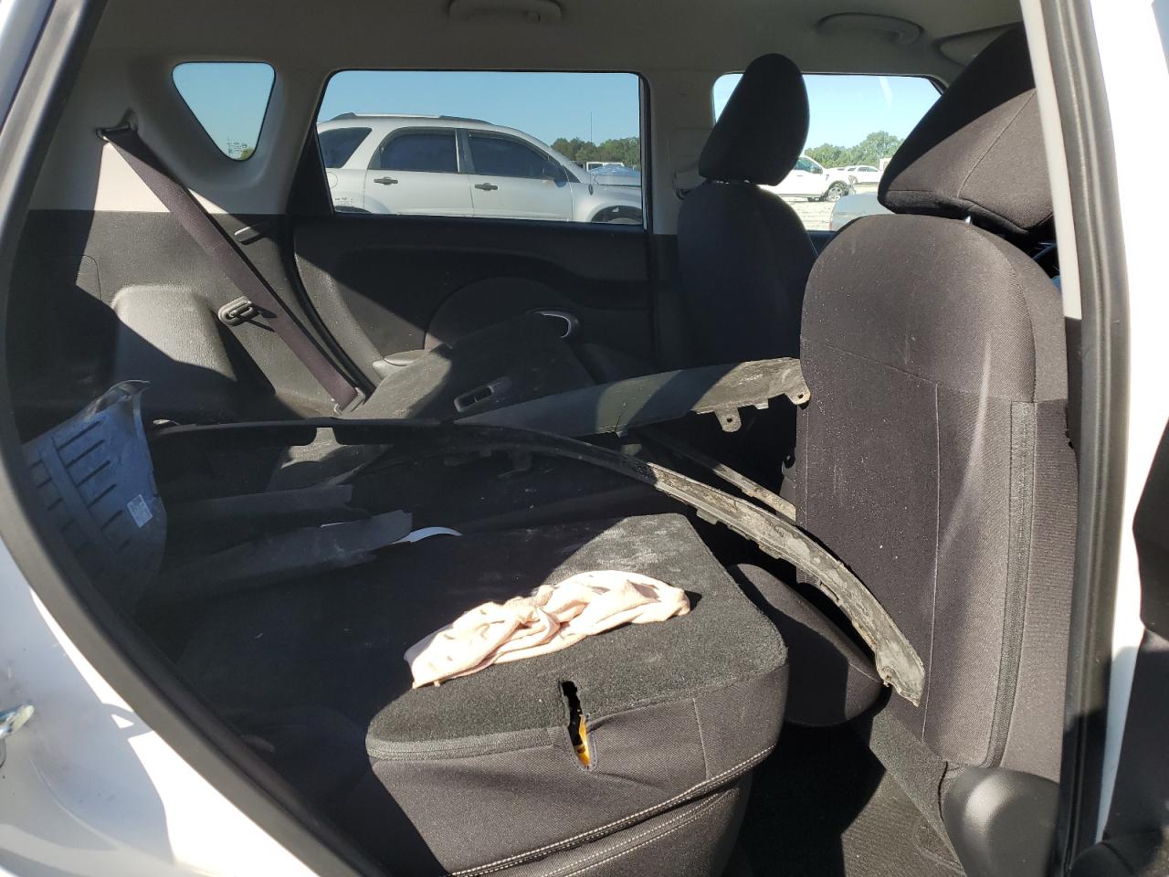 2015 Kia Soul VIN: KNDJN2A24F7157192 Lot: 70270855