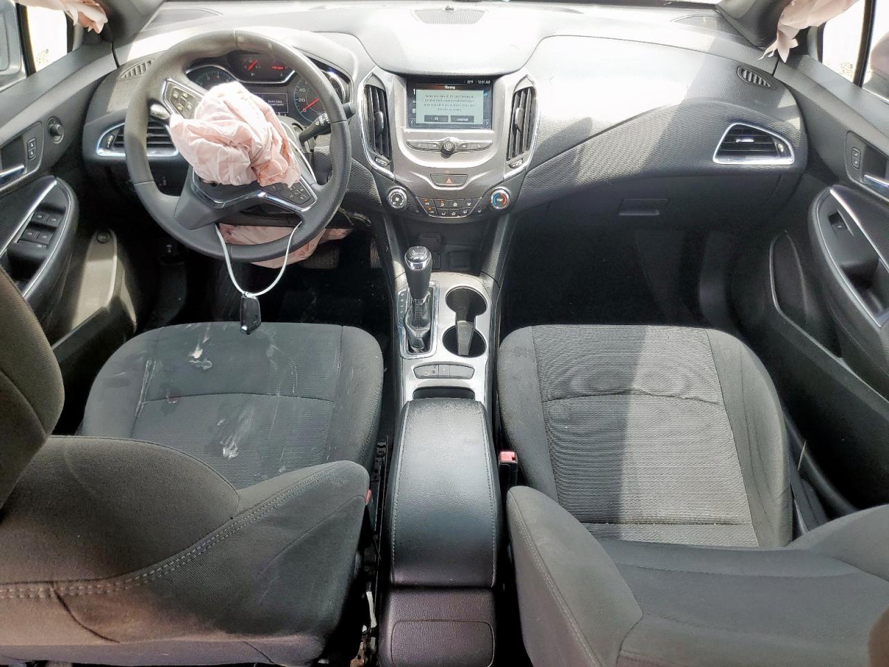 2018 Chevrolet Cruze Lt VIN: 1G1BE5SM6J7245586 Lot: 70682835