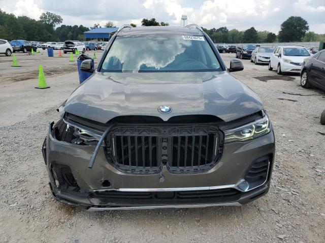  BMW X7 2020 Зеленый