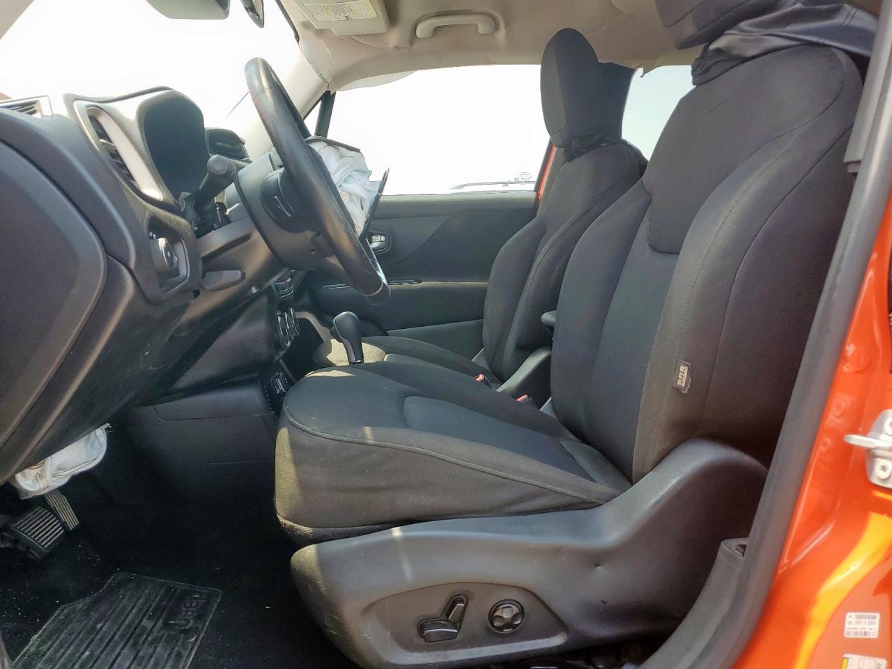 2015 Jeep Renegade Latitude VIN: ZACCJABT8FPC22831 Lot: 66353495