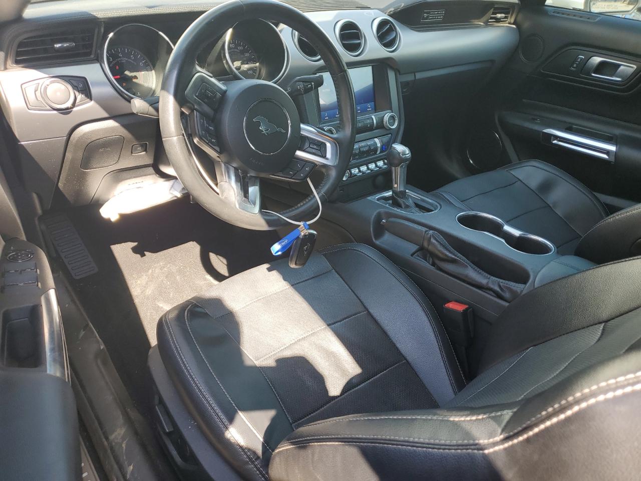 2020 Ford Mustang VIN: 1FATP8UH5L5112099 Lot: 70327105