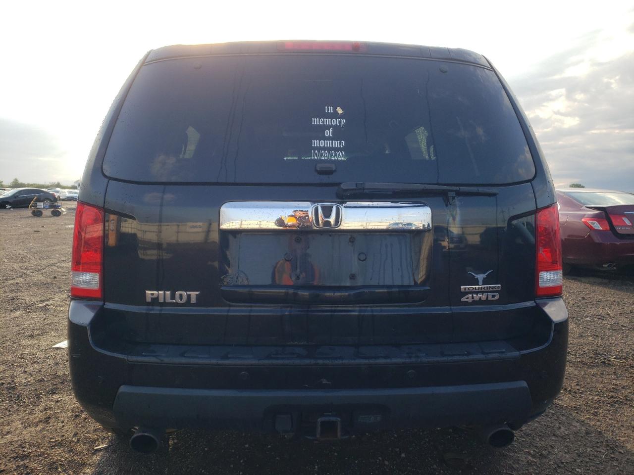 2011 Honda Pilot Touring VIN: 5FNYF4H90BB011628 Lot: 70655095