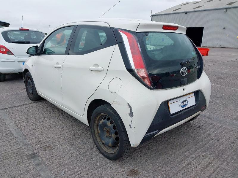 2015 TOYOTA AYGO X-PLAY