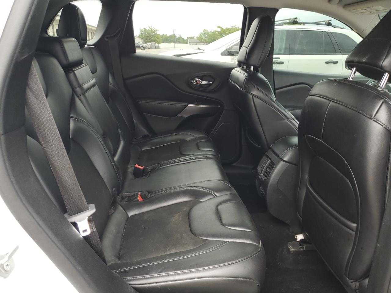 2019 Jeep Cherokee Latitude Plus VIN: 1C4PJMLBXKD295507 Lot: 69484705