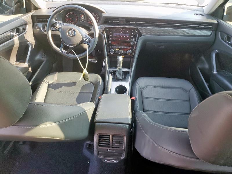  VOLKSWAGEN PASSAT 2020 Черный