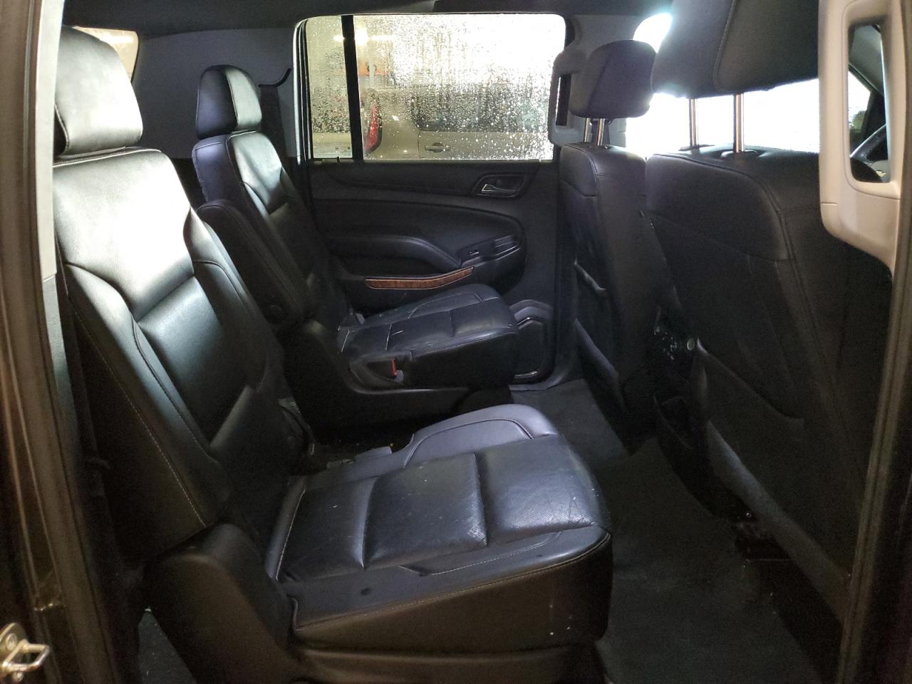 2017 Chevrolet Suburban K1500 Premier VIN: 1GNSKJKC0HR202609 Lot: 70546165