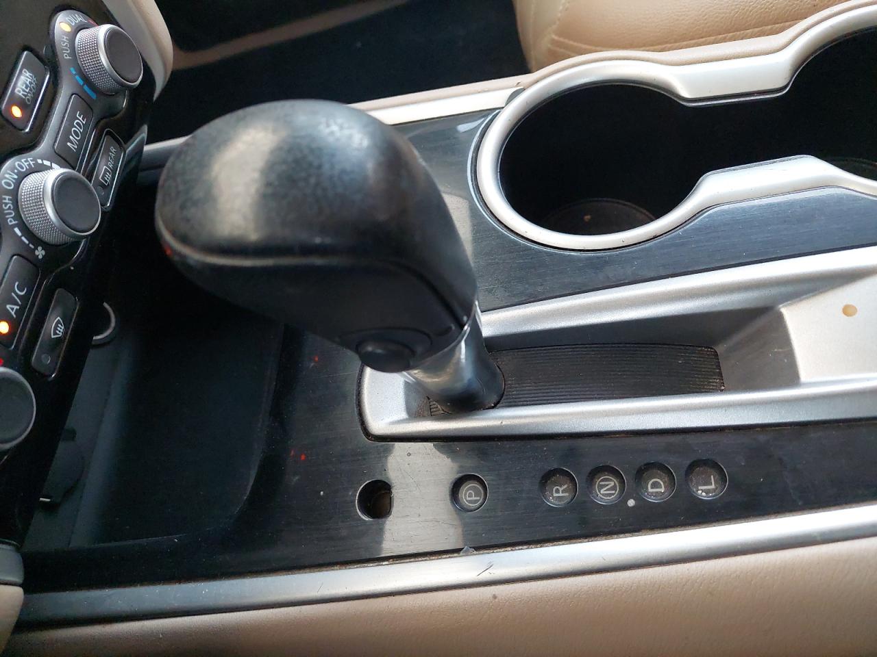 5N1DR2MN3HC665764 - 1988 Nissan pathfinder - #70066185