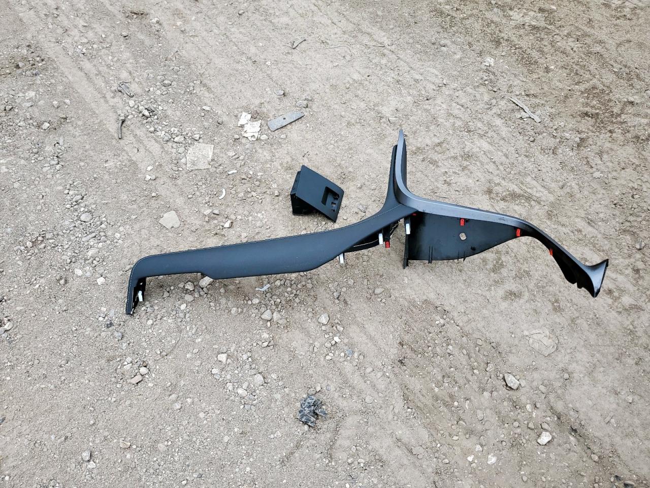 4T1B11HK3JU558593 2018 Toyota Camry L