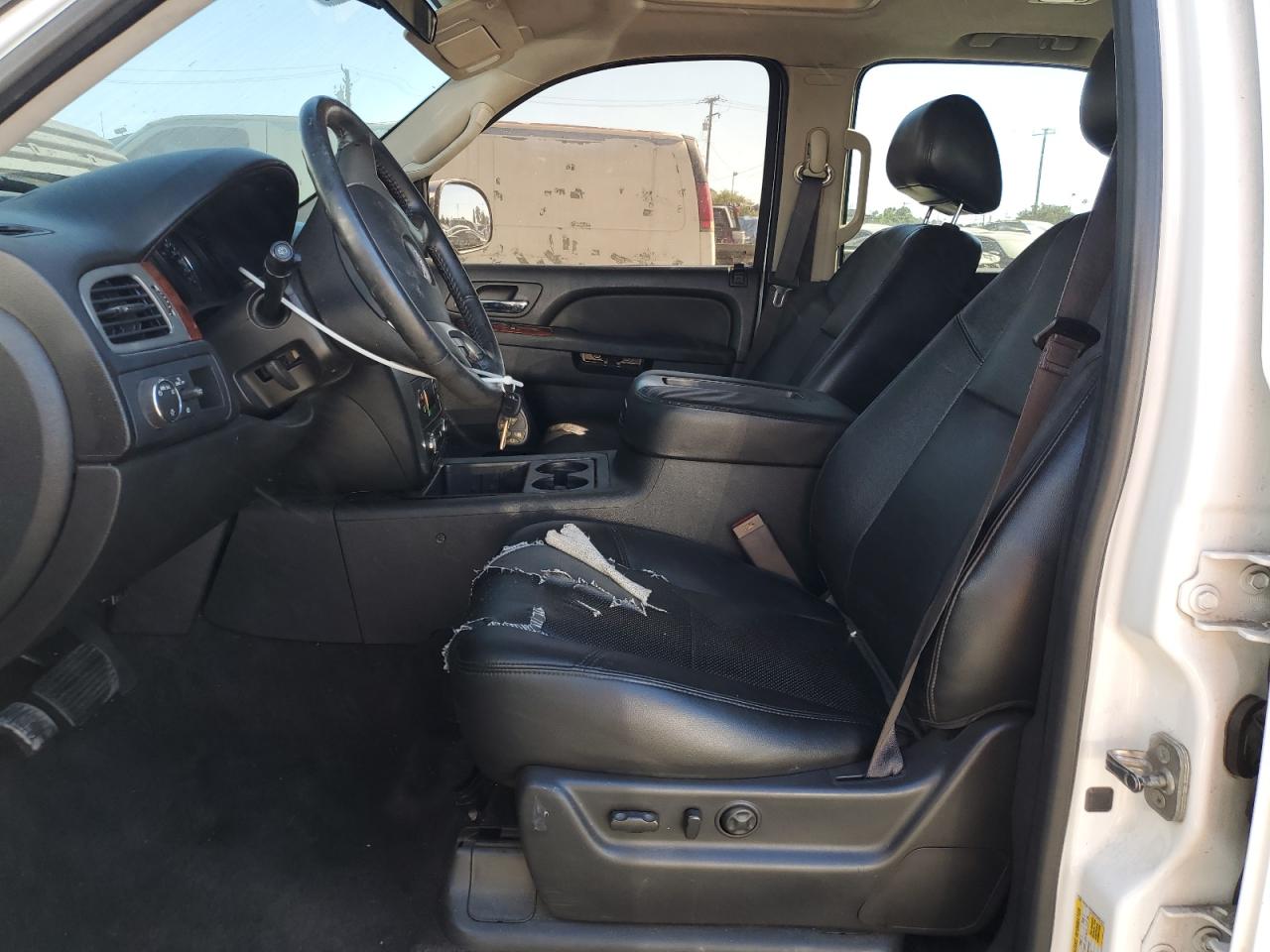 2013 GMC Yukon Slt VIN: 1GKS1CE03DR265131 Lot: 69435315