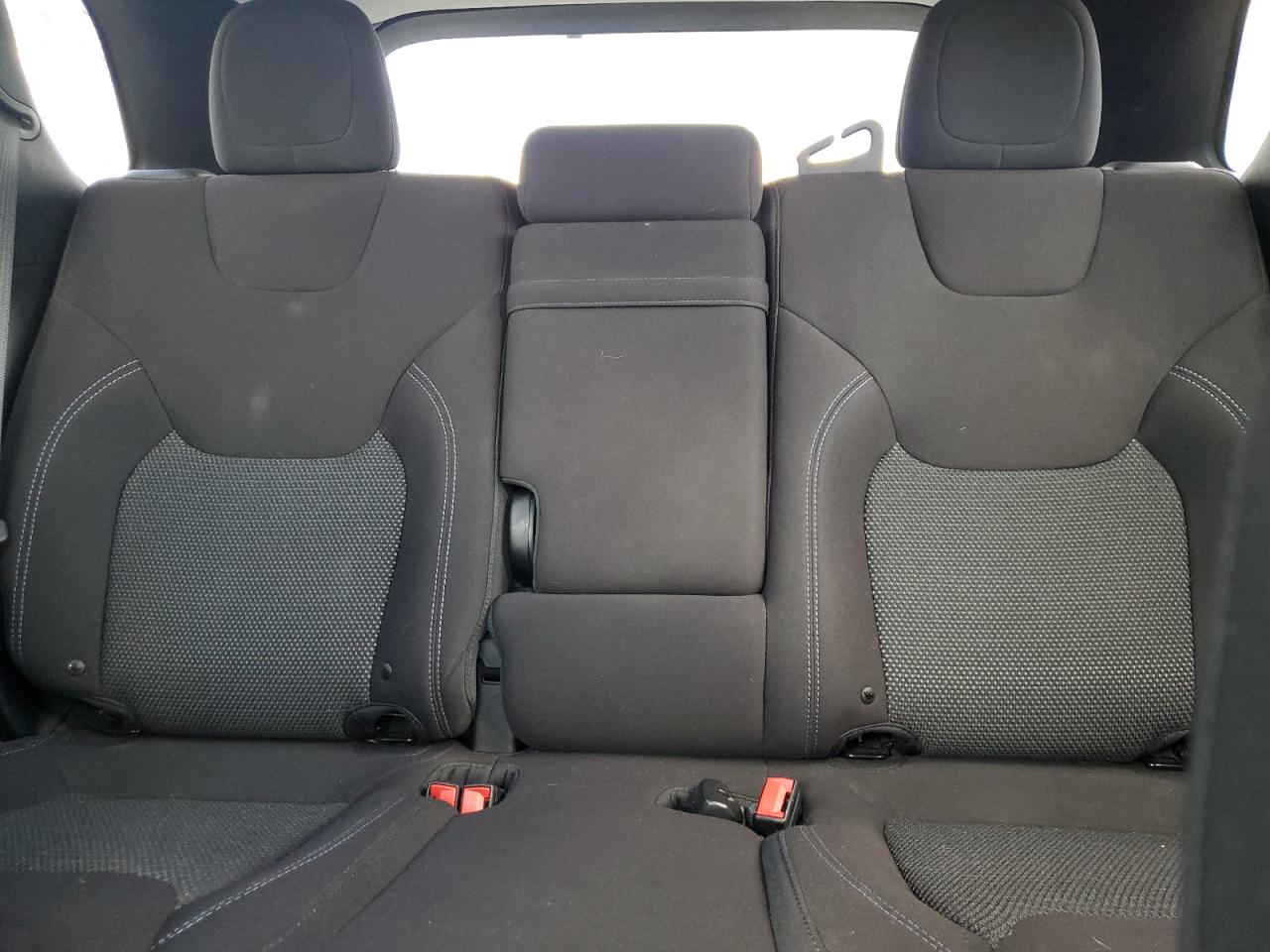 2019 Jeep Cherokee Latitude VIN: 1C4PJMCB3KD254409 Lot: 69569405