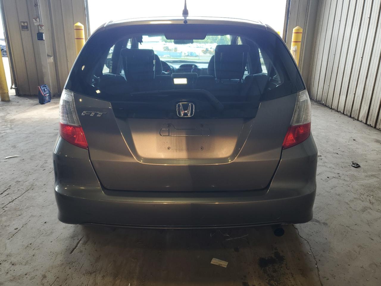 2013 Honda Fit VIN: JHMGE8H35DC008594 Lot: 70200615