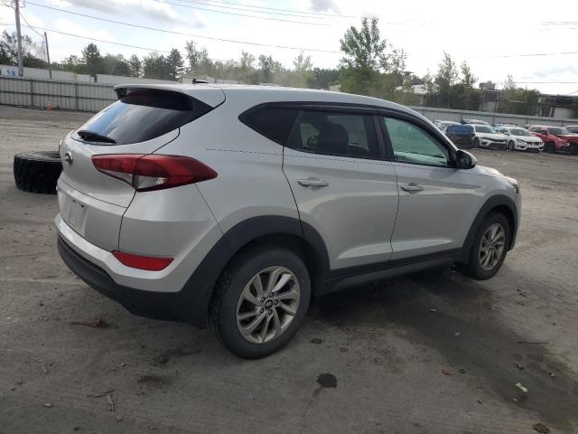  HYUNDAI TUCSON 2017 Серебристый