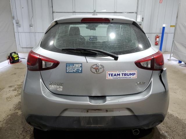  TOYOTA YARIS 2020 Srebrny