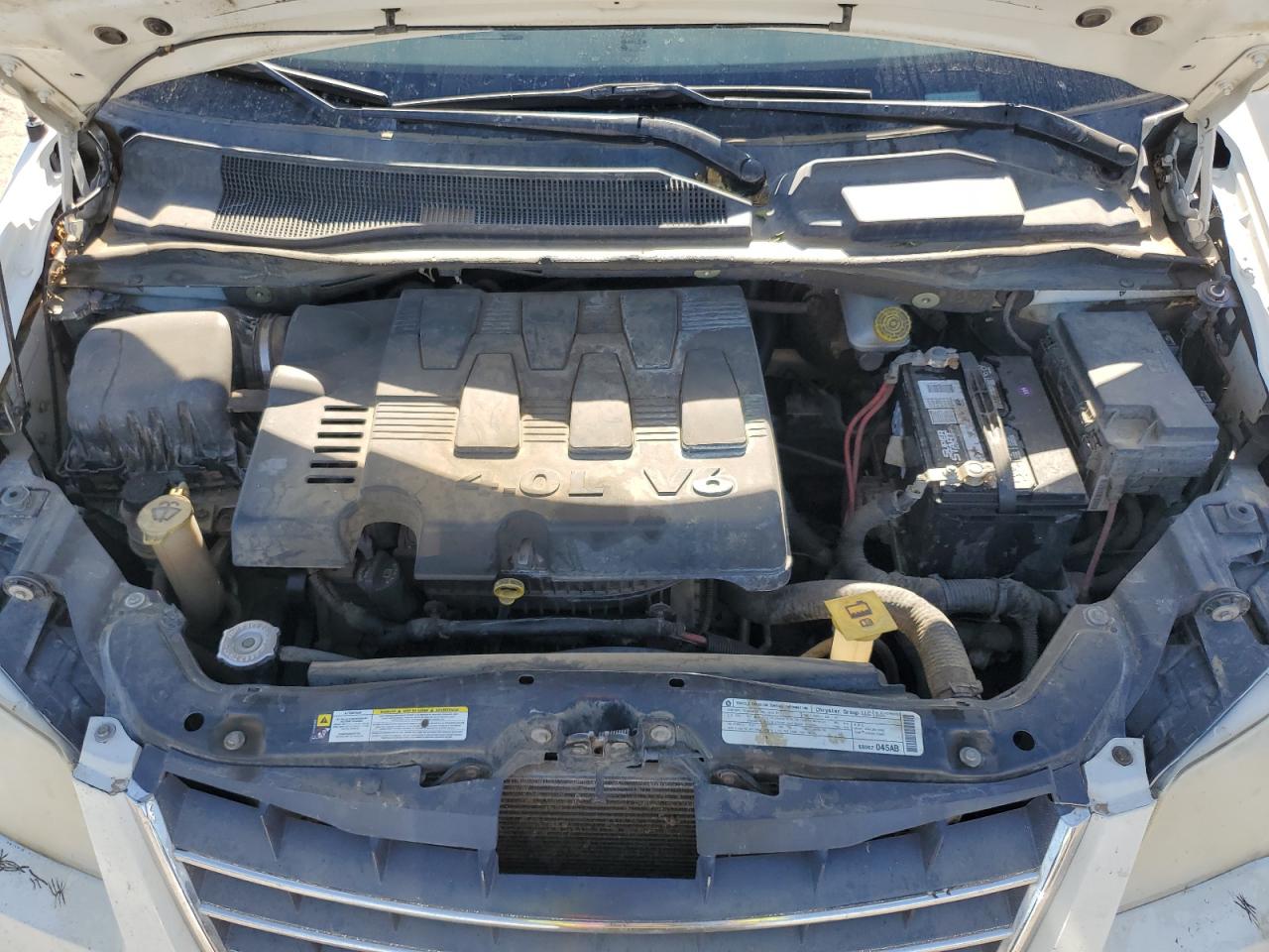 2010 Chrysler Town & Country Limited VIN: 2A4RR7DX6AR398684 Lot: 69692135