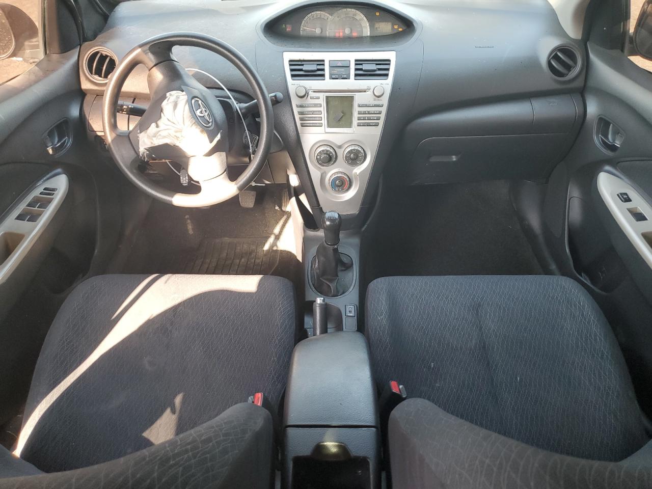 2008 Toyota Yaris VIN: JTDBT903981205546 Lot: 66889615