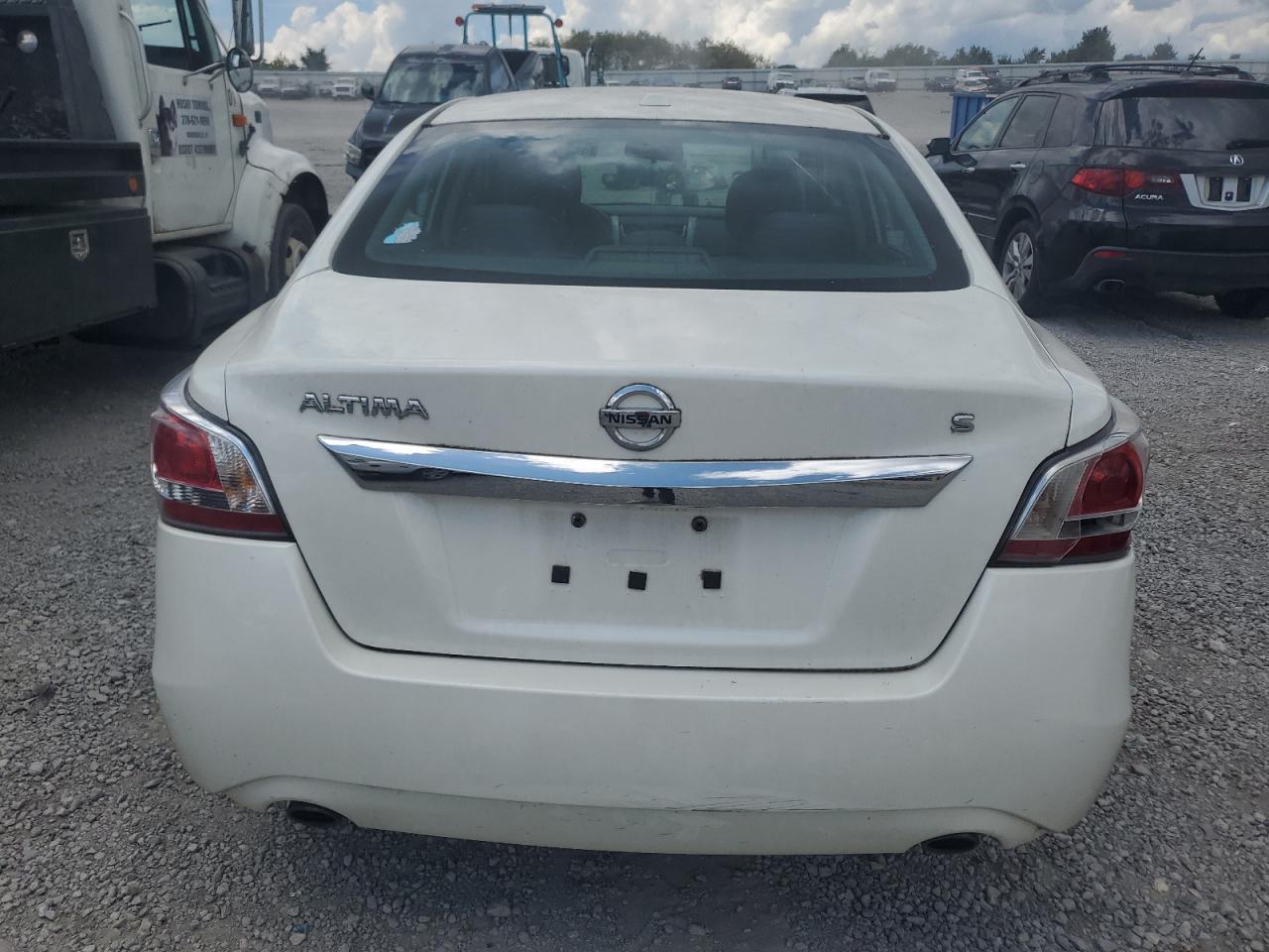 2015 Nissan Altima 2.5 VIN: 1N4AL3AP5FN334633 Lot: 67788125