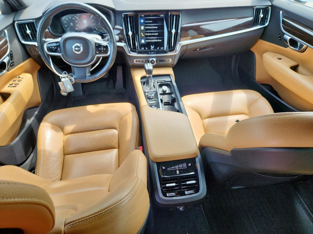 2017 Volvo S90 T6 Momentum VIN: YV1A22MK3H1013153 Lot: 70625425