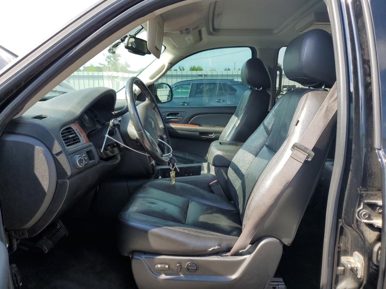 2013 Chevrolet Suburban C1500 Lt VIN: 1GNSCJE07DR116156 Lot: 70386135