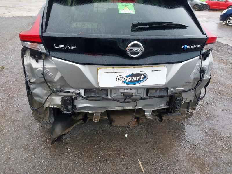2018 NISSAN LEAF TEKNA 