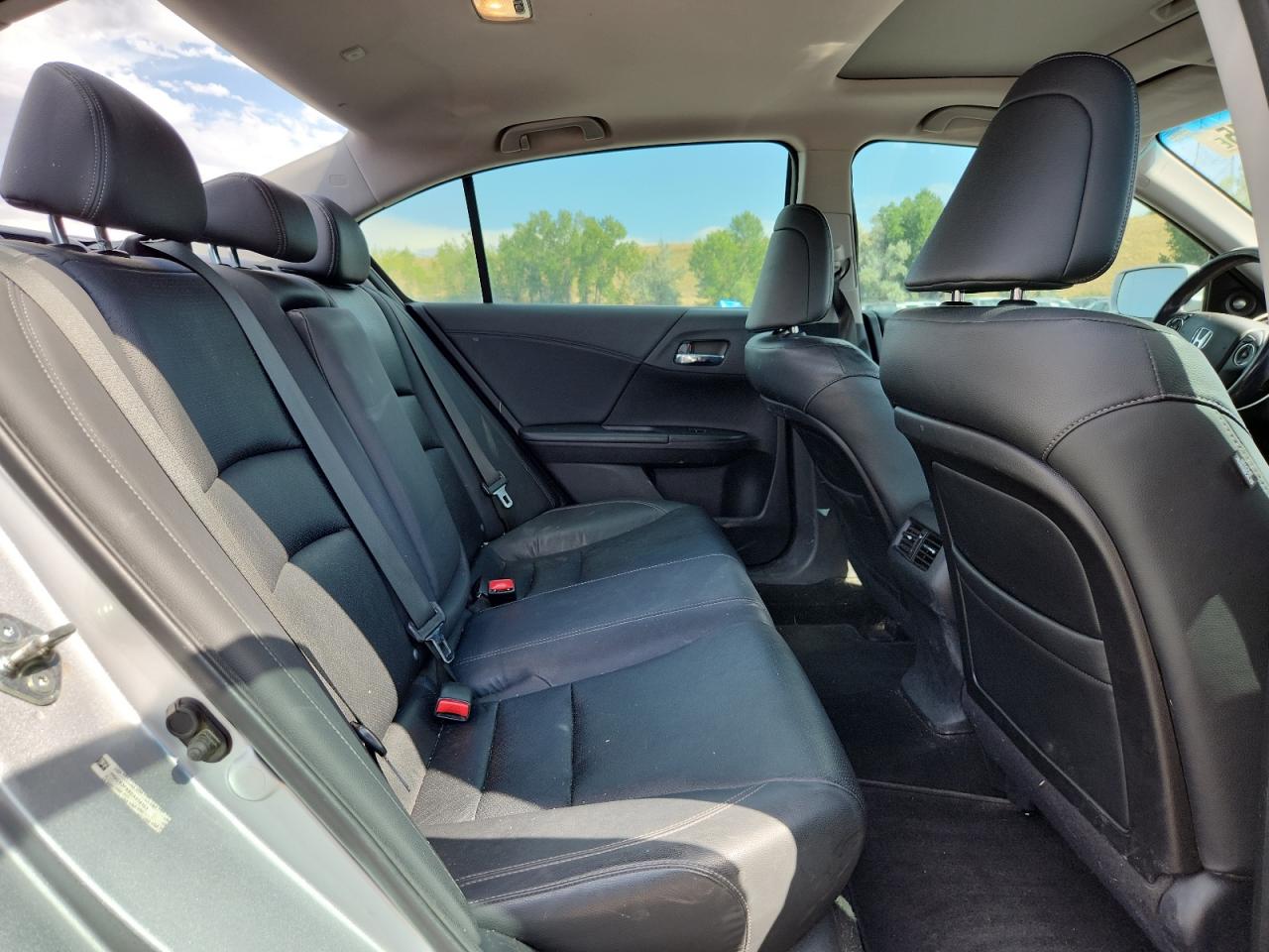 2013 Honda Accord Exl VIN: 1HGCR3F88DA014103 Lot: 68713275