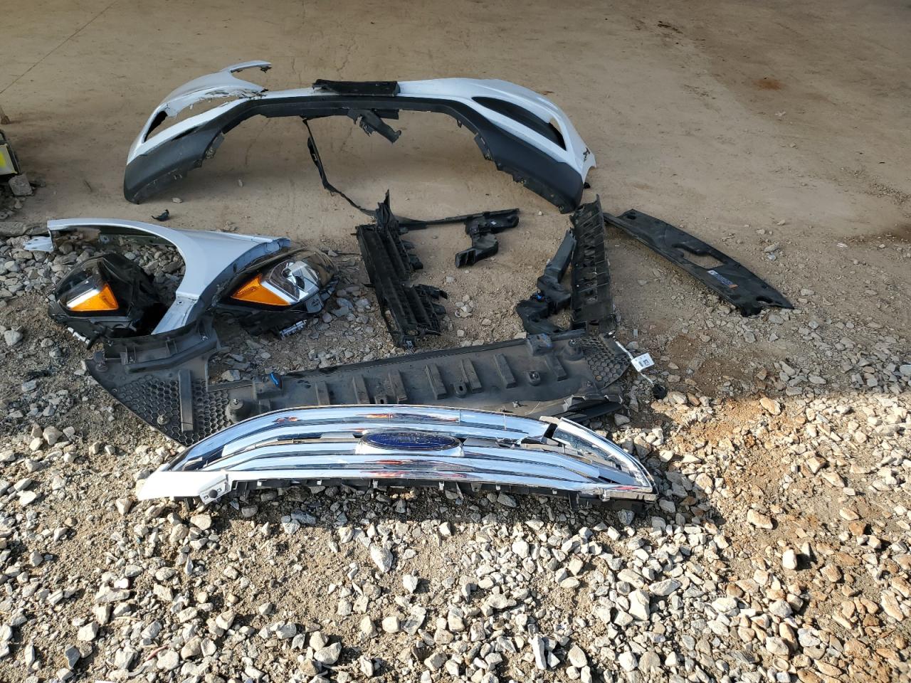 2020 Ford Edge Se VIN: 2FMPK3G90LBA73141 Lot: 89879835