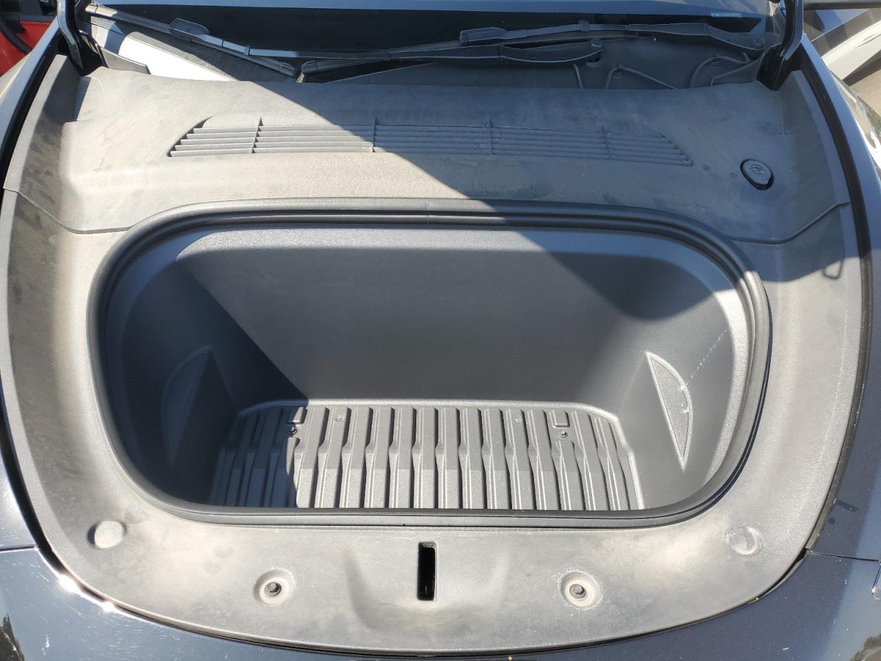 2023 Tesla Model Y VIN: 7SAYGDEEXPA137162 Lot: 68489015