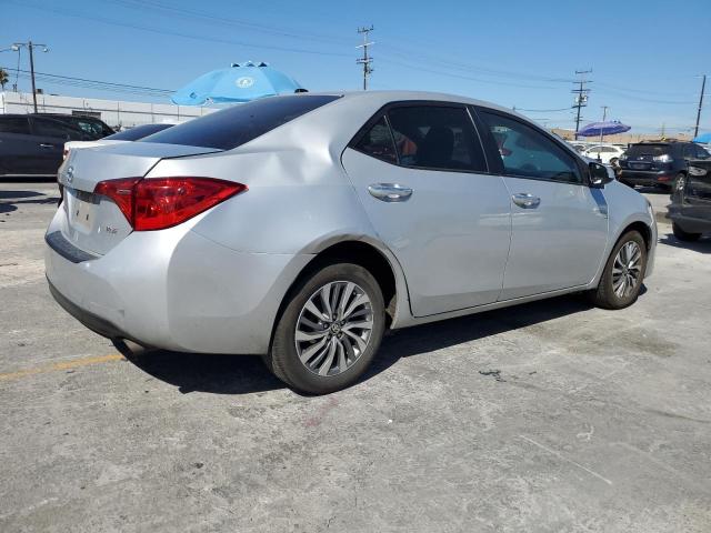  TOYOTA COROLLA 2018 Серебристый