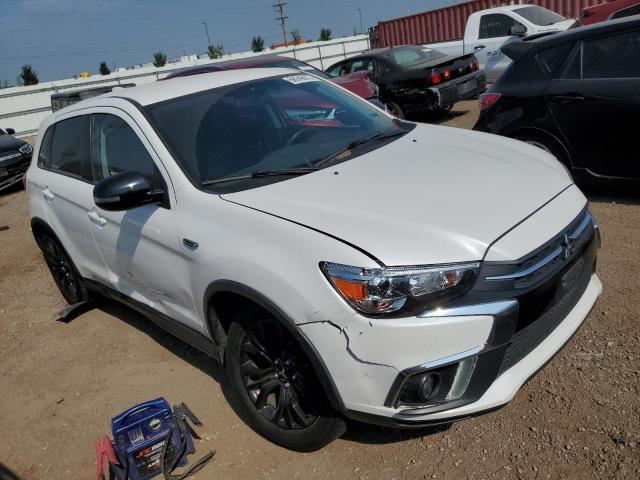  MITSUBISHI OUTLANDER 2018 Белы